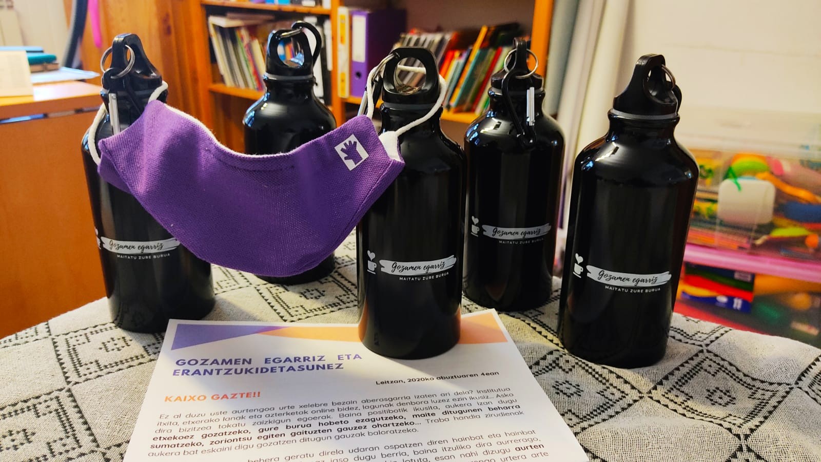 'Gozamen egarriz eta erantzukidetasunez' kanpaina, ur-festaren alternatiba moduan