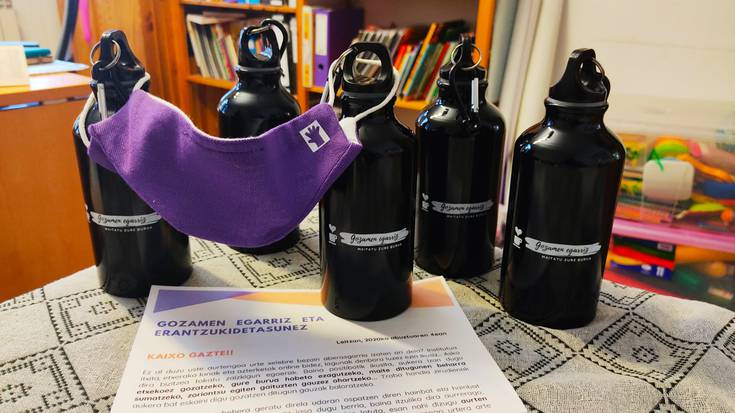 'Gozamen egarriz eta erantzukidetasunez' kanpaina, ur-festaren alternatiba moduan