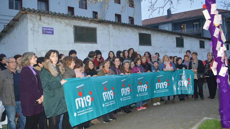 EH Bilduk, Kontxa Etxeberria eta Nabarra Oñatz ezagutarazi