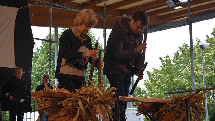 Ezberdina bezain berezia izango da Txalaparta Festa gaur, Eneko Abad zenaren omenez