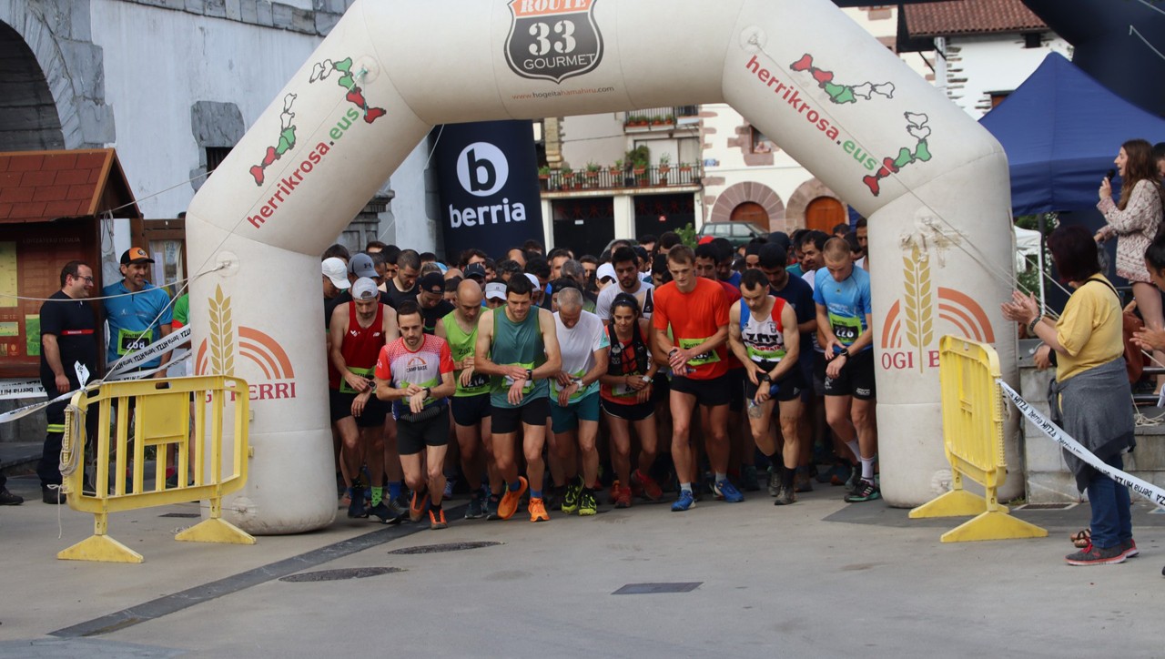 Goizutrail lasterketan dute hitzordua gaur inguruko mendi korrikalariek