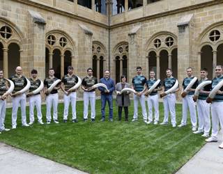 Bi mailetako erremontistak elkarrekin, bihar hasiko den Berria Txapelketan