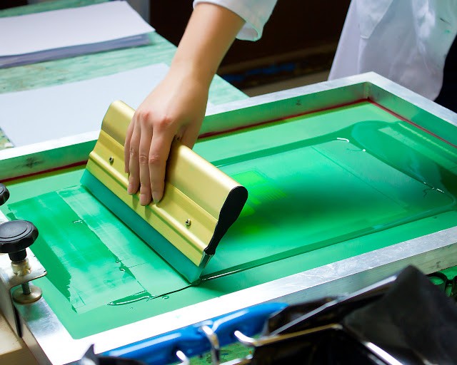 Serigrafia tailerra antolatu du Gaztelekuak gaurko eta ekintza berri bat sortu dute «hilabetero» egingo dena