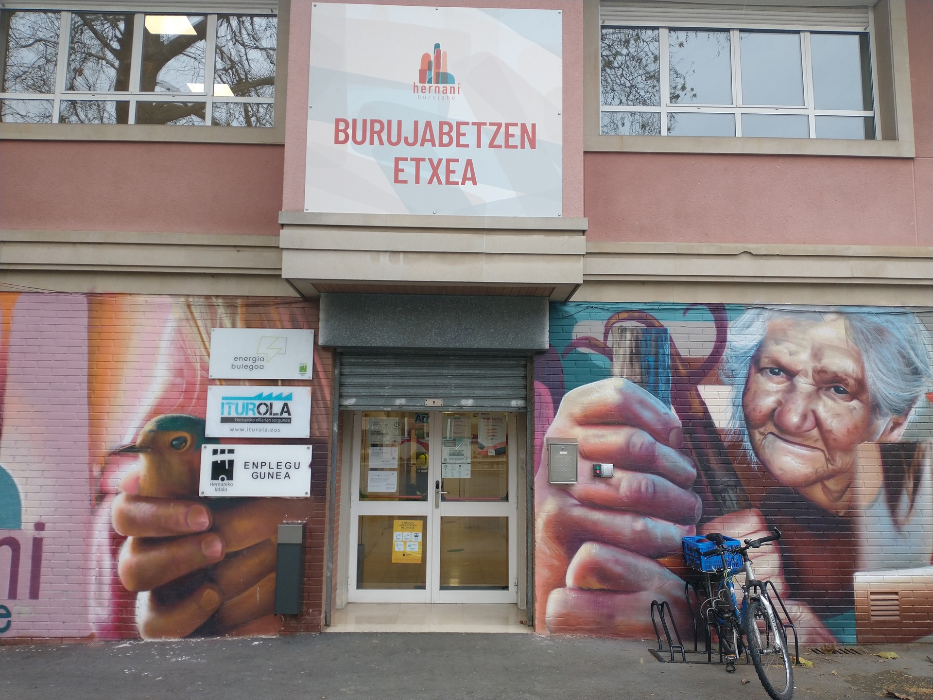 Prezio igoerak medio, Energia Bulegora aholku bila joateko deia, Udalak herritarrei