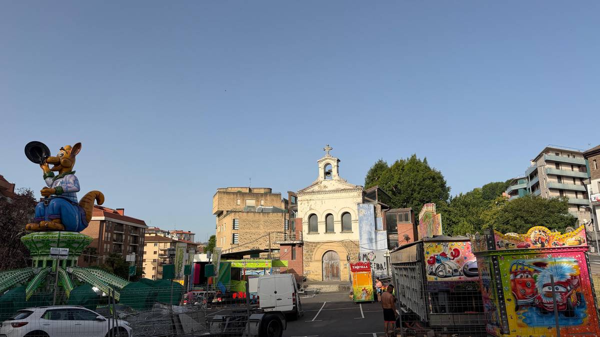 Milagrosako aparkalekuan aurten, San Joanetako barrakak