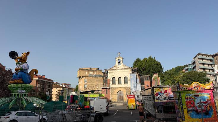 Milagrosako aparkalekuan aurten, San Joanetako barrakak