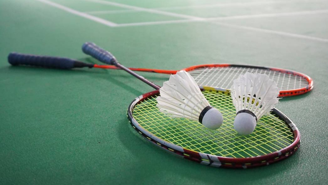 Badmintonean aritzeko zita, bihar