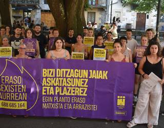 Informazio gunea eta erasoen arretarako telefonoa,  San Joanetan