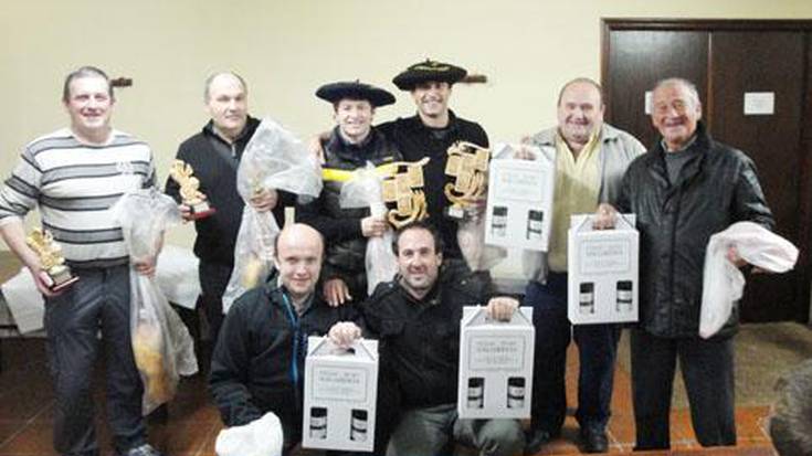 Alvarez eta Estefano txapeldun, musean