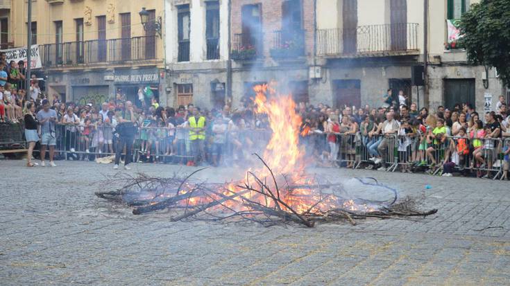 SAN JOANETAN, GAUR