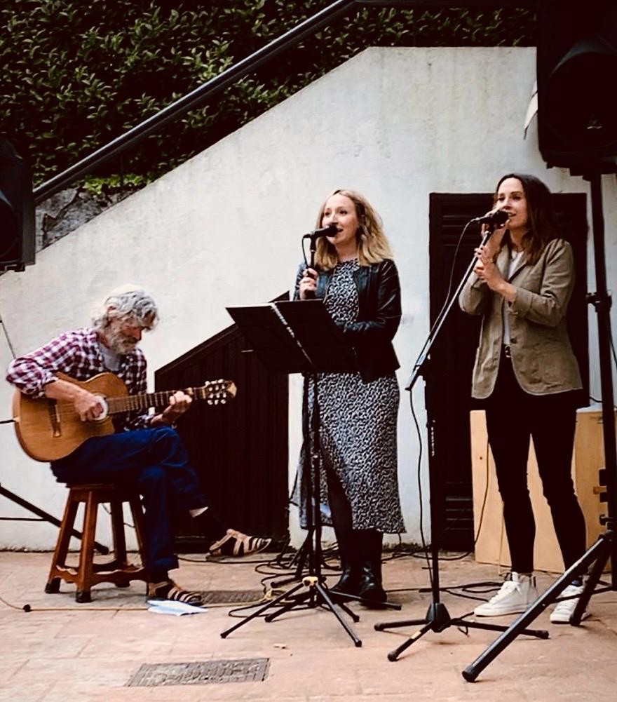 Alaitz Roteta, Gorka Valdés  eta Hekthor Folk, erromerian
