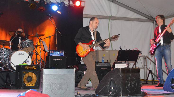 Blues & Surf gaua, larunbatean