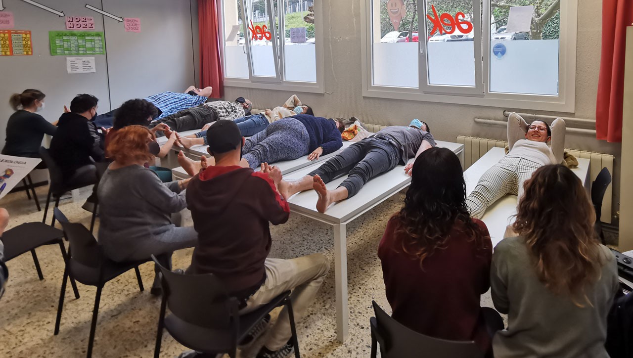 Bertsolaritza izango du hizpide  Iker Goñik, gaur goizean, Biterin