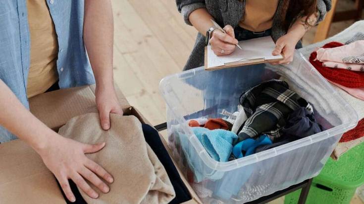 Martxan da neguko arropa eta manta bilketa