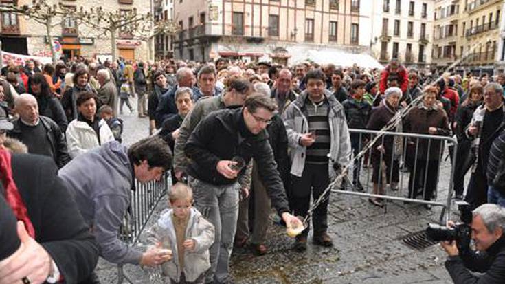 Maialen Lujanbiok eta Bertso Eskolak irekiko dute Txotx Denboraldia, gaur zortzi