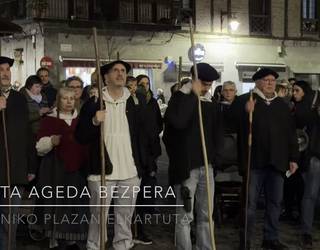 Santa Ageda bezpera, Hernaniko Plazan elkartuta