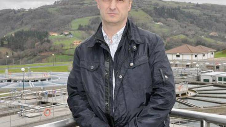 «Bailara honetan, botilako ura edateak ez du zentzurik»