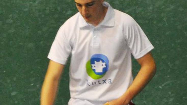 Final erdirik gabe eta mailaz igo gabe, Urkizu eta Etxegoien