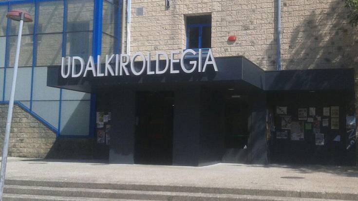 Ikastaroetan  izenematea,  irekita