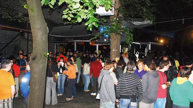 Txosnen bueltan parrandan ibiltzea gustoko duenak aurten ere izango du aukera