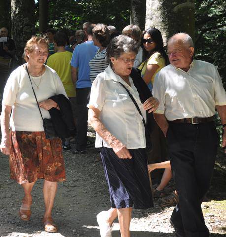 San Roke ospatuko dute gaur Santiomendin eta Aranon