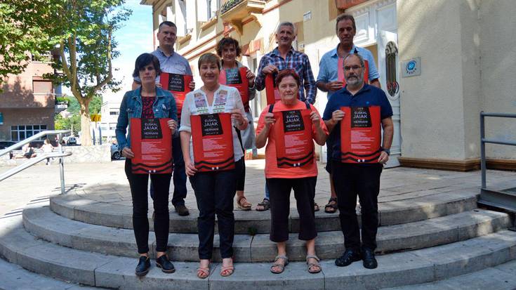 «Festa berezia dira Euskal Jaiak, garai bateko bizimodua ekartzeko»