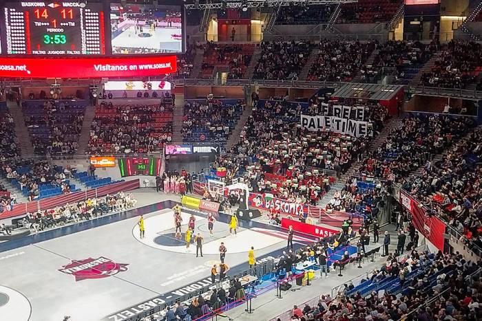 Kirolari talde batek Maccabi Tel Aviv-en aurkako manifestua sinatu du