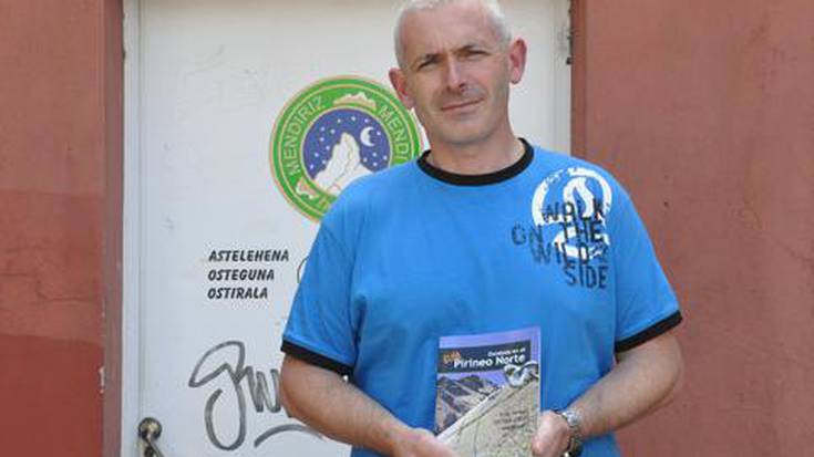Xabier Larretxea - Eskalatzailea:
«Eskalatzeko bide luzeak eta errazak ditut gustoko, eta horiek bildu ditut liburuan»