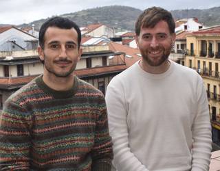 «Gaztelekua ezin dugu ulertu elementu soil modura, zubiak eraiki behar ditu etengabe»