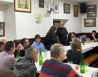 Iparragirretik abiatuta erronda egingo dute gaur, Bertso Latarekin