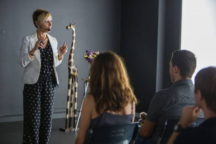 Komunikazio ez bortitzaz arituko da Nerea Mendizabal astelehenean