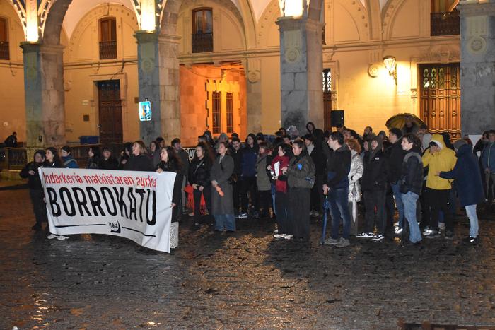 Borrokarako deia egin du Itaiak Gudarien plazan