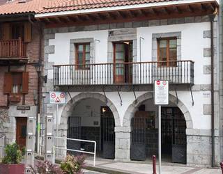 Plaza batzuk libre daude Hernaniko Musika Eskola Publikoan