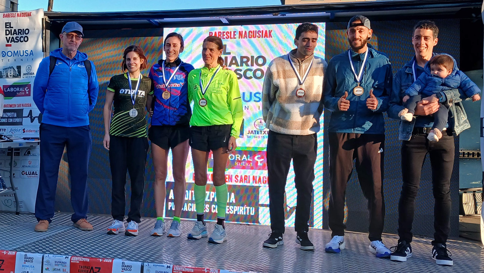 Atleta hernaniarrak indartsu, asfaltoan eta mendian