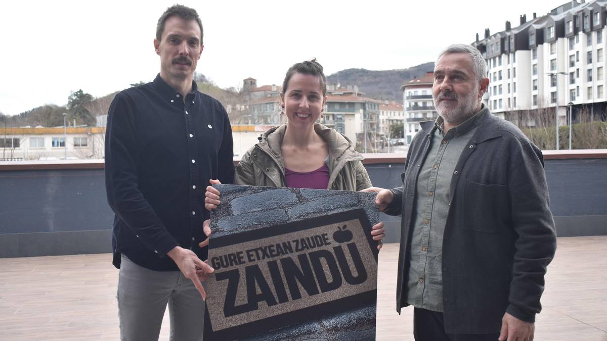 «Ezinbestekoa da txotx garaiko bisitariek gure herria eta herritarrak zaintzea eta errespetatzea»