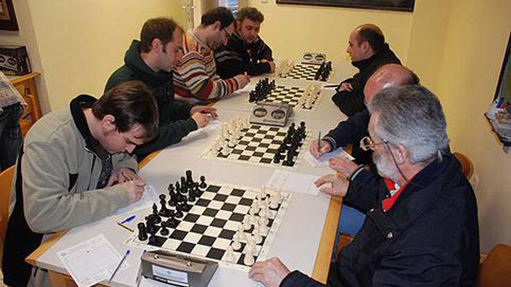 Hernani Ak galdu eta Hernani Bk berdindu