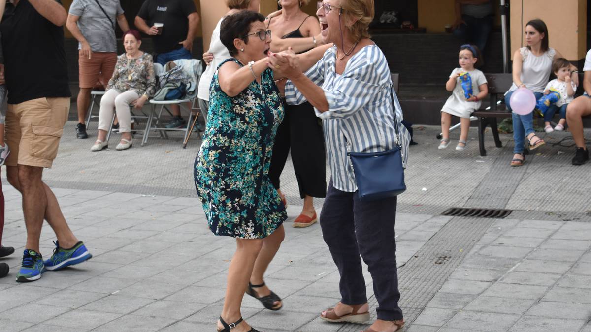Portu Eguna ospatuko dute bihar auzoan