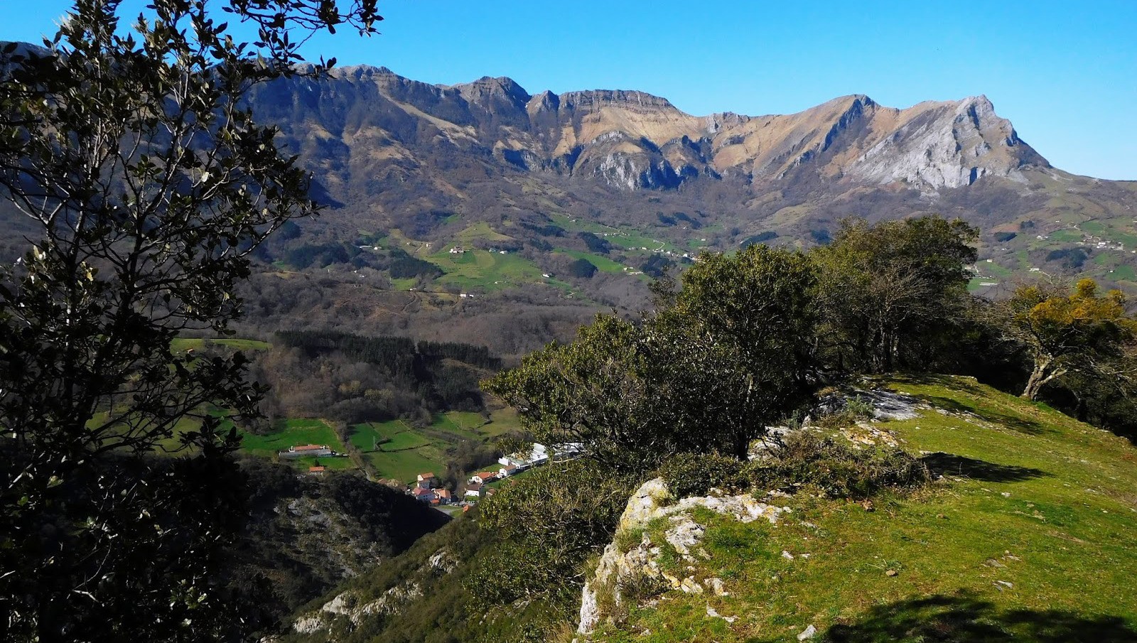 GR-20ko hirugarren etapa, Iribastik Amezketara, Malloak aurrez aurre ditugula