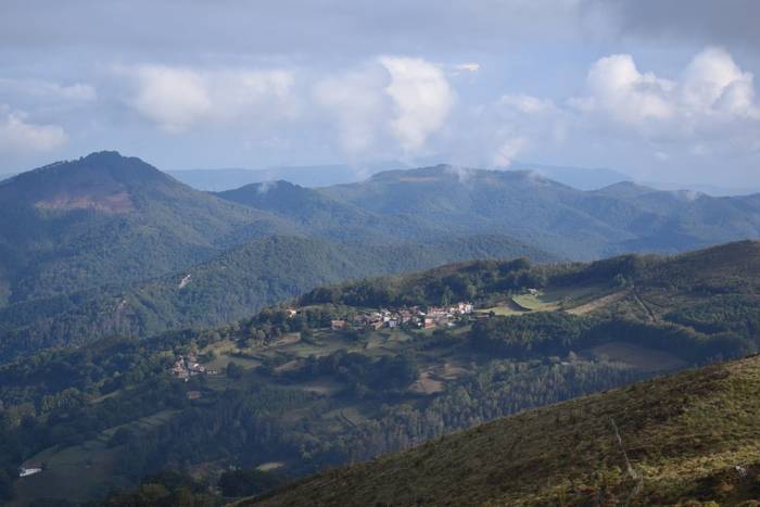 Ikatz Gane proiektuari alegazioak aurkezteko sinadura bilketa jarri du martxan UMBk