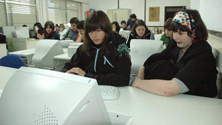 Institutuko ikasleen blogak www.dobera.com atarian