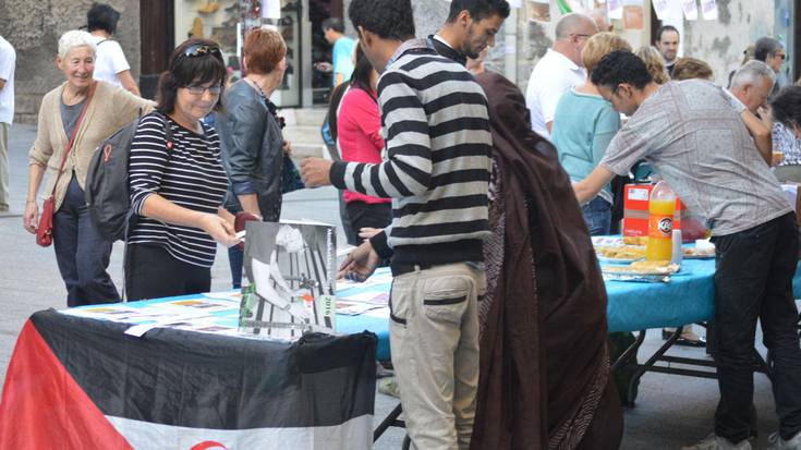 Saharako errefuxiatu kanpamenduetarako  produktu bilketa martxan da gaurtik