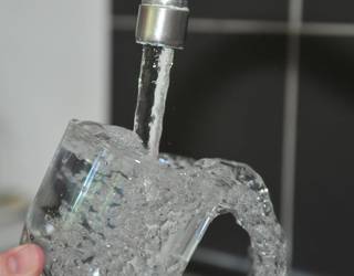 3. lauhilekoko ura eta saneamendu  zerbitzuen tasa ordaintzeko epea irekita