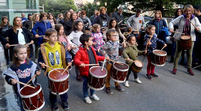 Suziria eta danborrak prest, festa lehertzeko