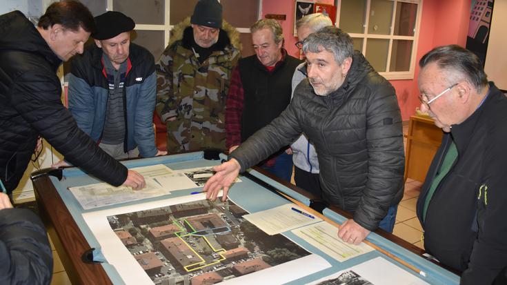 Emakumeon Plaza hiritartzeko bilera