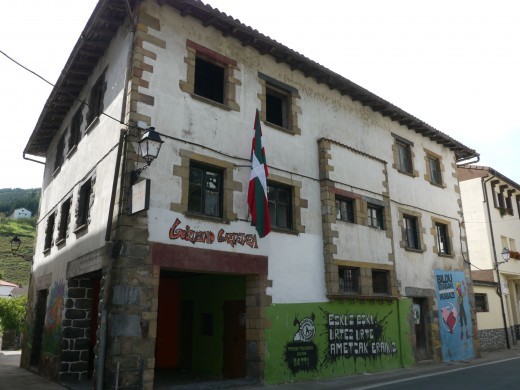 'Madame Birrots' gaur, gaztetxean