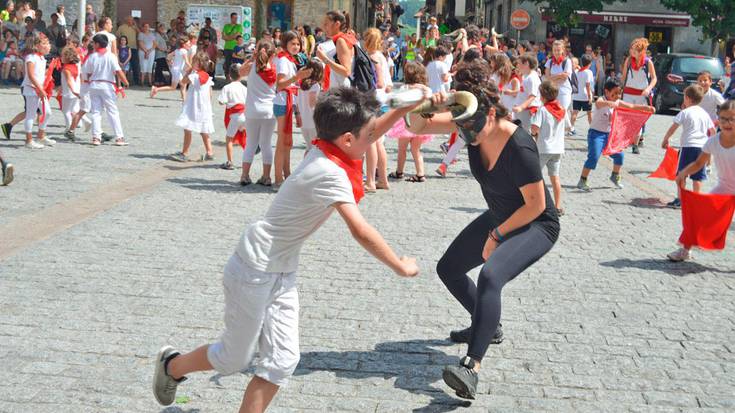 Adarrak ikusi bezala, ziztu bizian!
