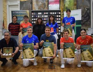 Hernanin jokatuko dute Etxeko Memorialaren bertso-pelota finala