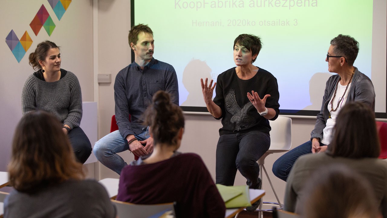 Ikastaroak martxan KoopFabrikan, ekintzaileek