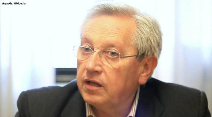 «Aterabidea eztabaida zientifikoan dago»