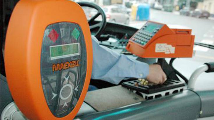 Autobus txartela merketu egingo da otsailetik aurrera
